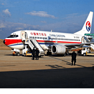 杭州萧山机场托运航空快运业稳步发展的原因是什么？